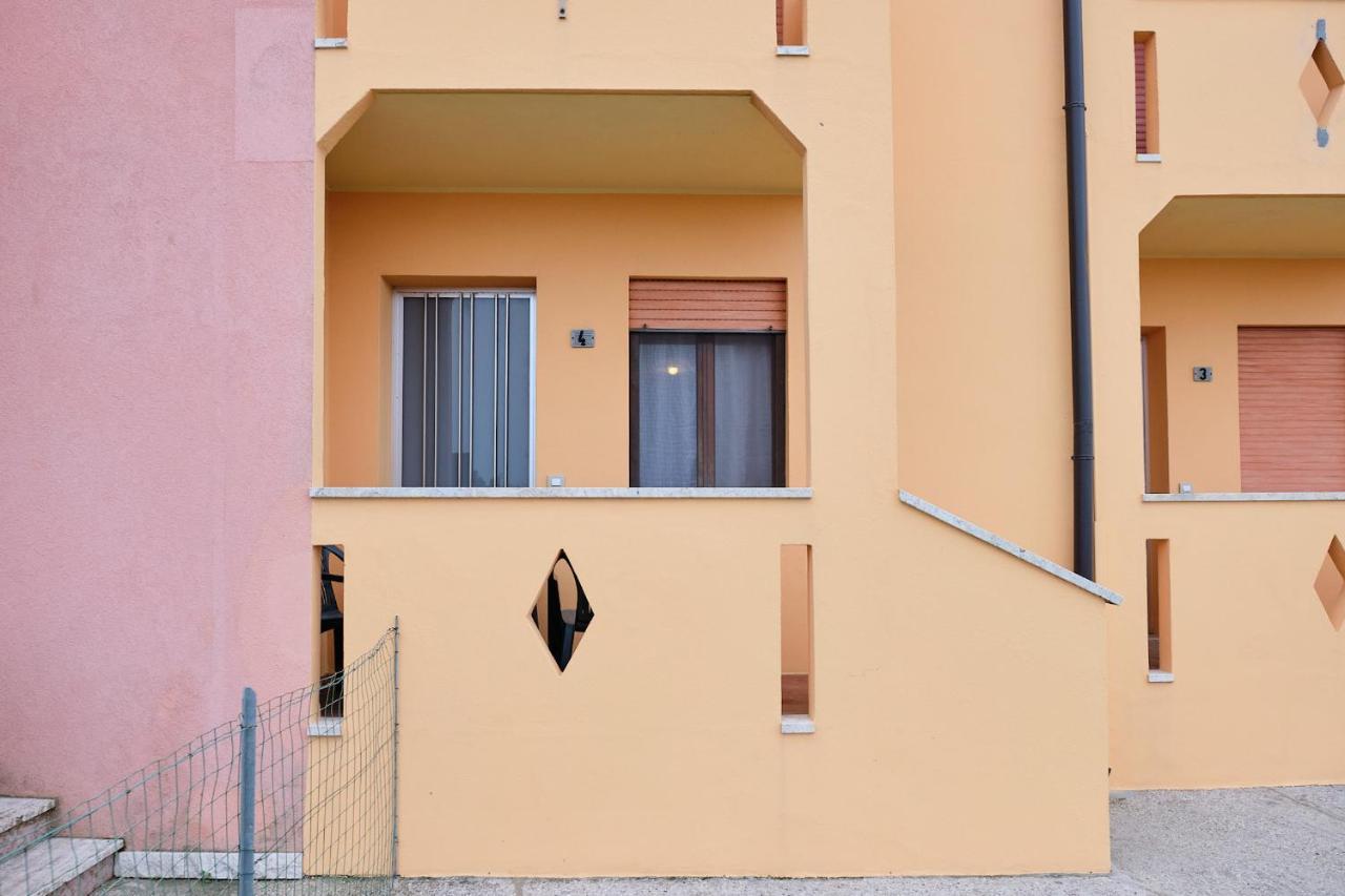 רוסולינה מארה Peaceful Flat With Direct Beach Access Beahost מראה חיצוני תמונה